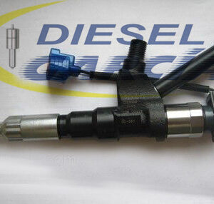 DENSO fuel injector 095000-8310,095000-8311 for HYUNDAI HD65/HD72 33800-45701